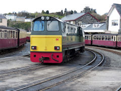 
'Vale of Ffestiniog', Porthmadoc Station, April 2013